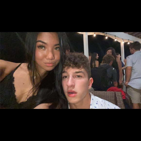 Meet your Posher, Andrew - Picture 1 of 1